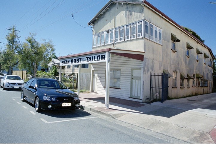 Corner store in Mackay with residence on top 