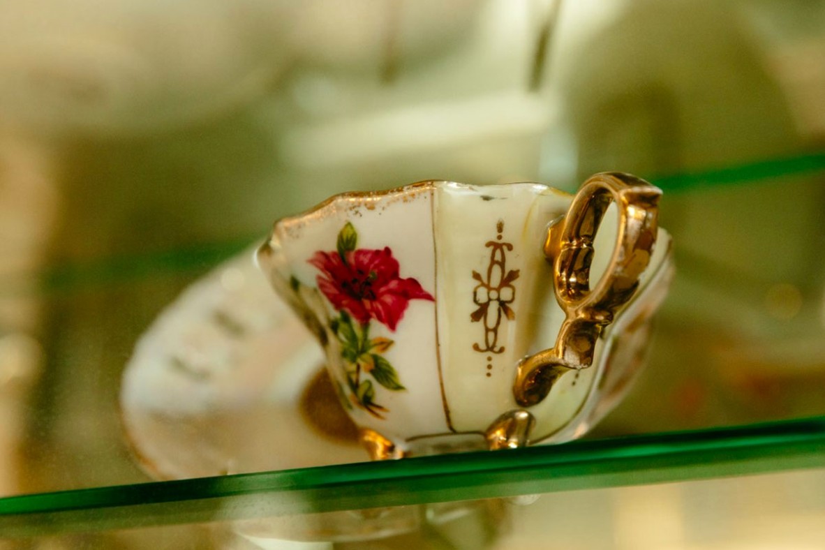 Vintage tea cups inside Queensland Terrace