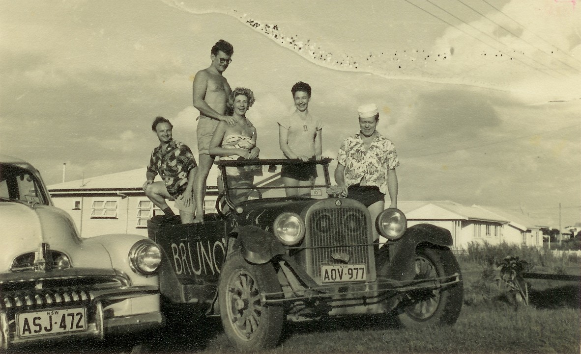 Rick with Dawn and ‘The Big Car’ at Surfers Paradise late 1950s.