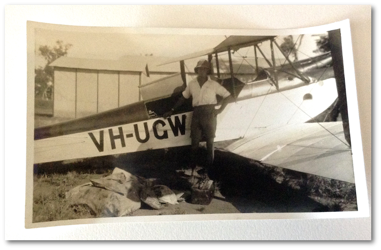 Cyril Brett with QANTAS aircraft