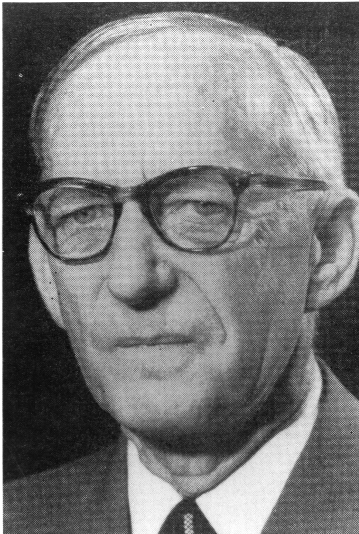 Dr Percy Earnshaw